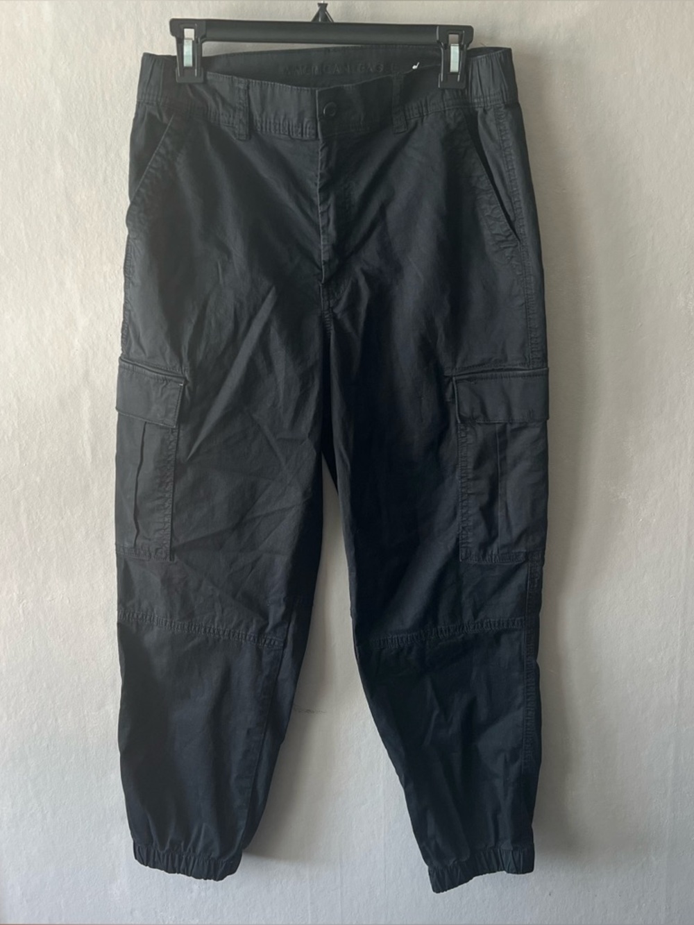 American Eagle Black Cargo Joggers Size 10 Short